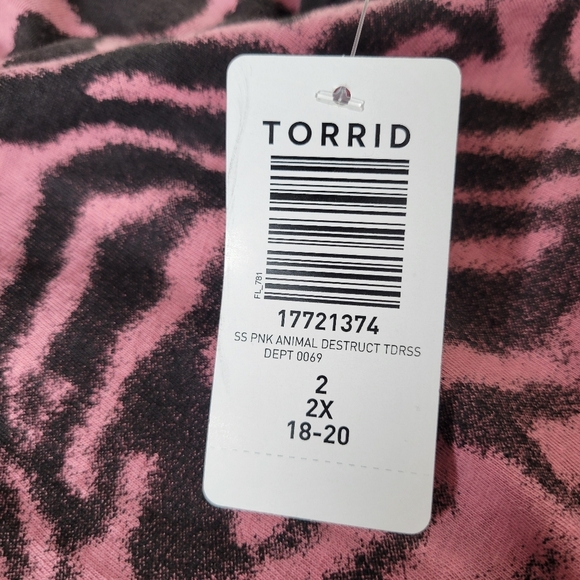 Torrid Lovesick Destructed Dress Size 2 2X 18/20 Pink Black Animal Print New - Picture 8 of 16